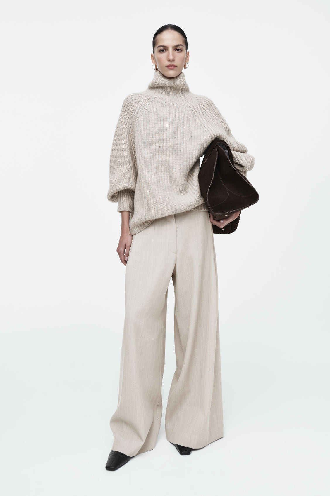 Relaxed wool-blend wide-leg trousers