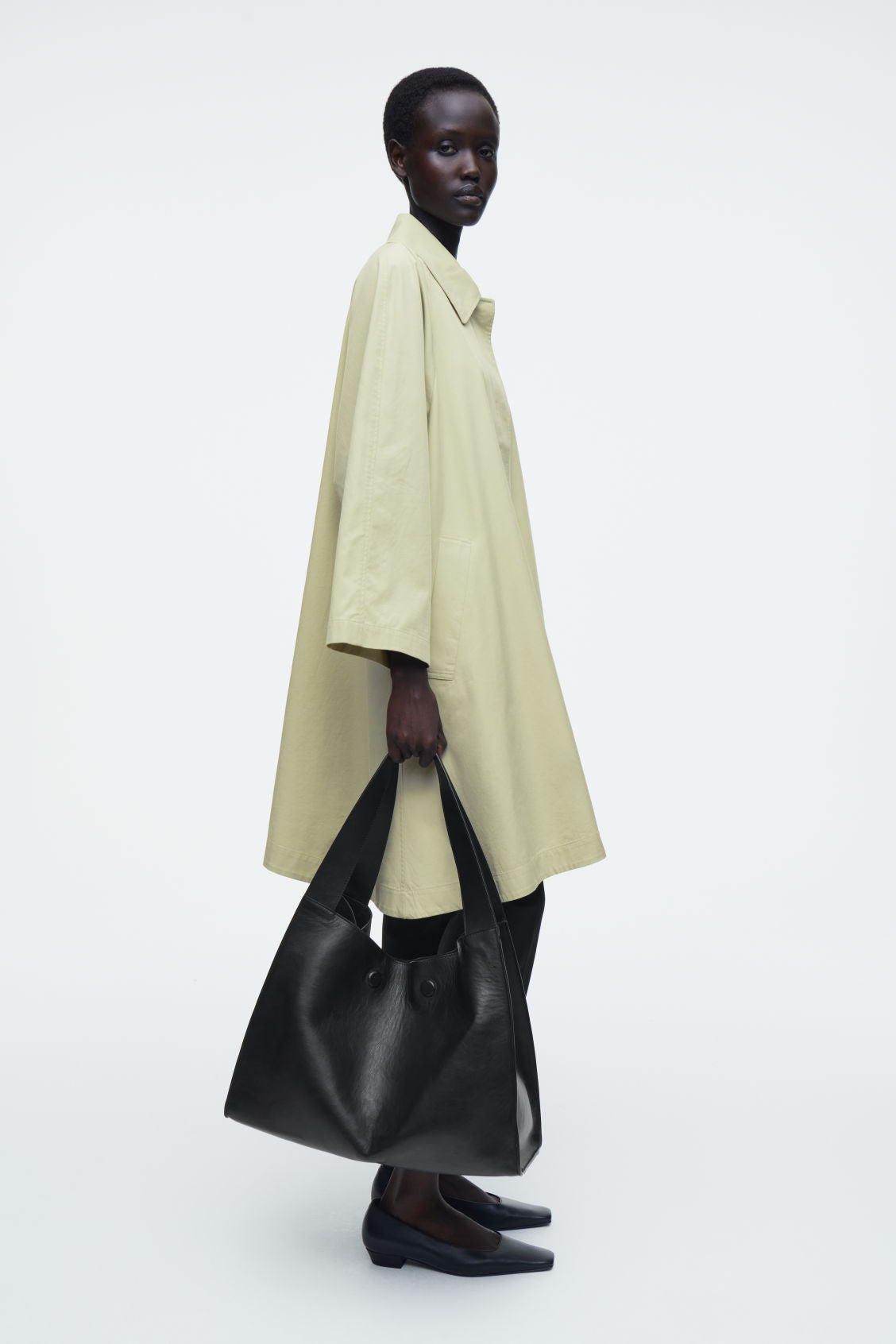 Oversized voluminous car coat