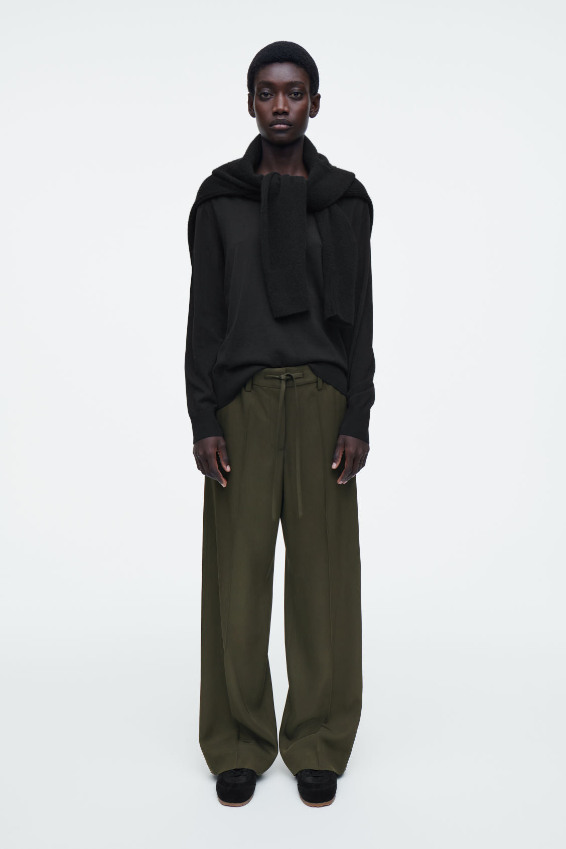 Drawstring straight-leg trousers