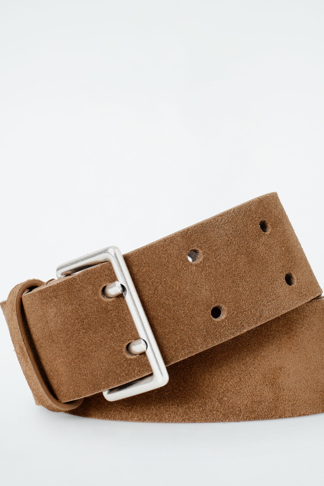 Double-prong suede belt