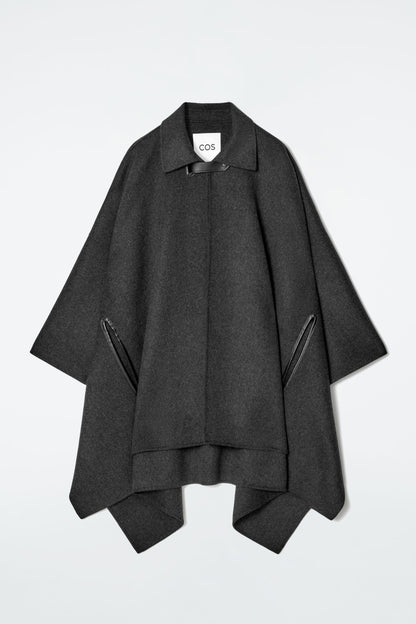 Double-faced merino wool cape