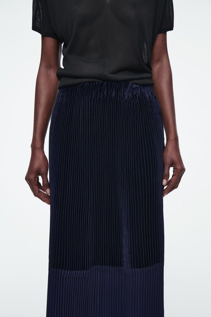 Panelled Pleated Column Maxi Skirt