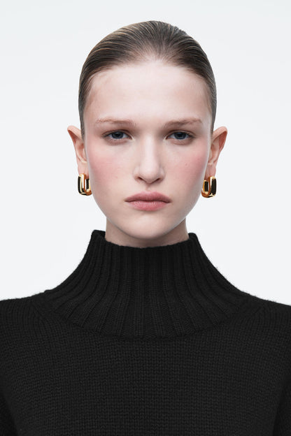 Chunky squared hoop earrings