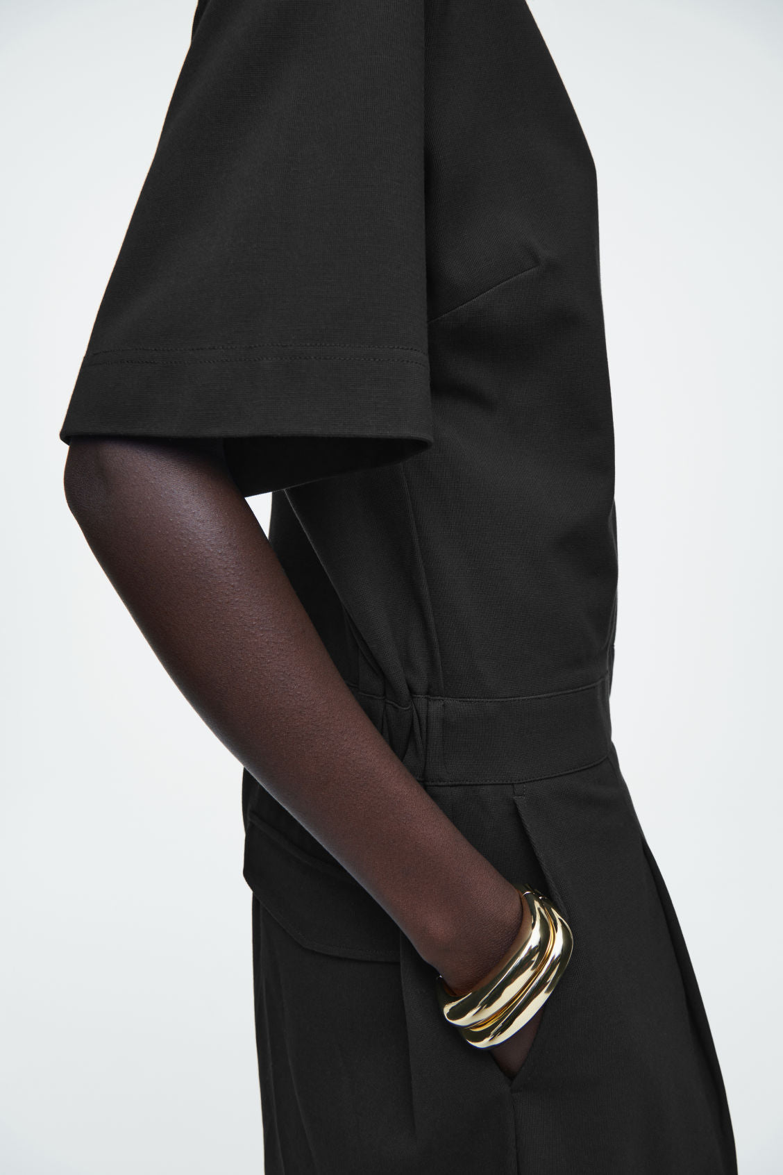 Short-sleeved jumpsuit