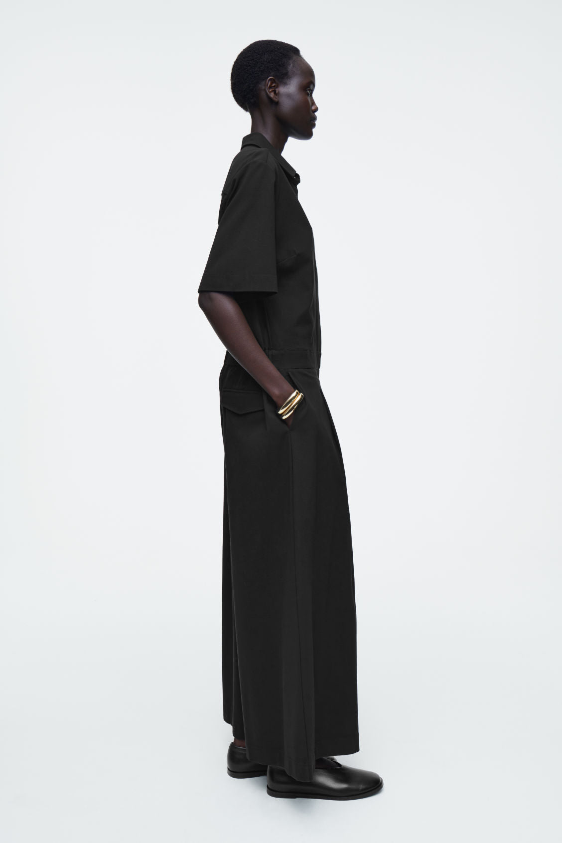 Short-sleeved jumpsuit
