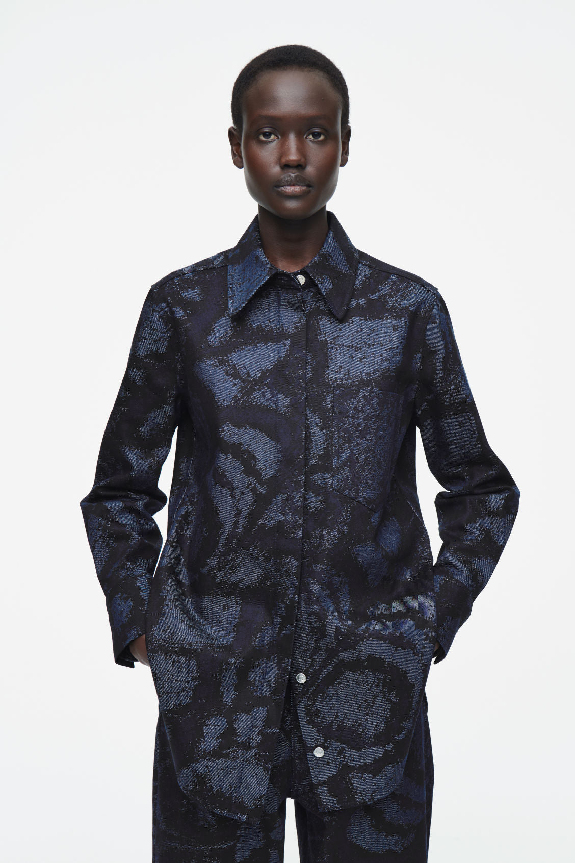 Regular jacquard denim shirt