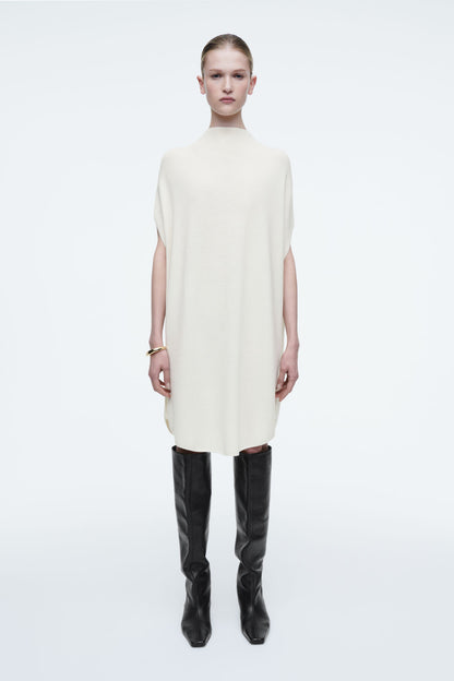Cocooning wool dress