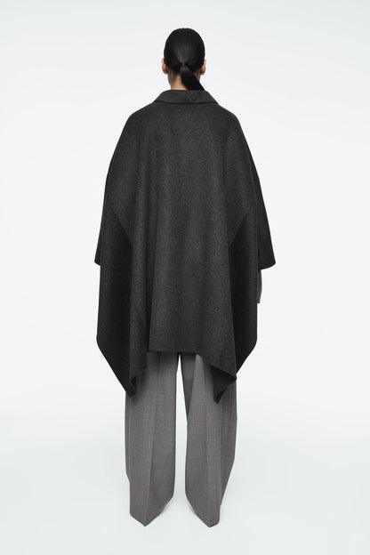 Double-faced merino wool cape