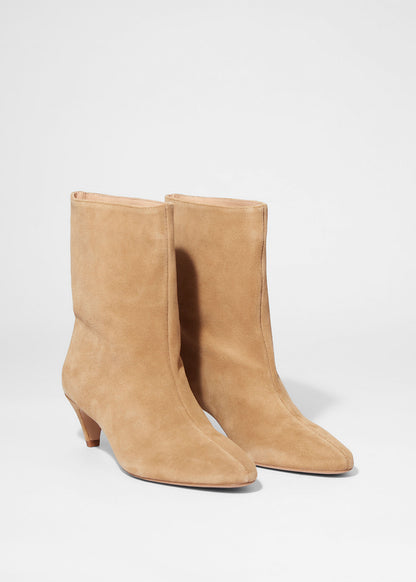 Wide-Shaft Ankle Boots