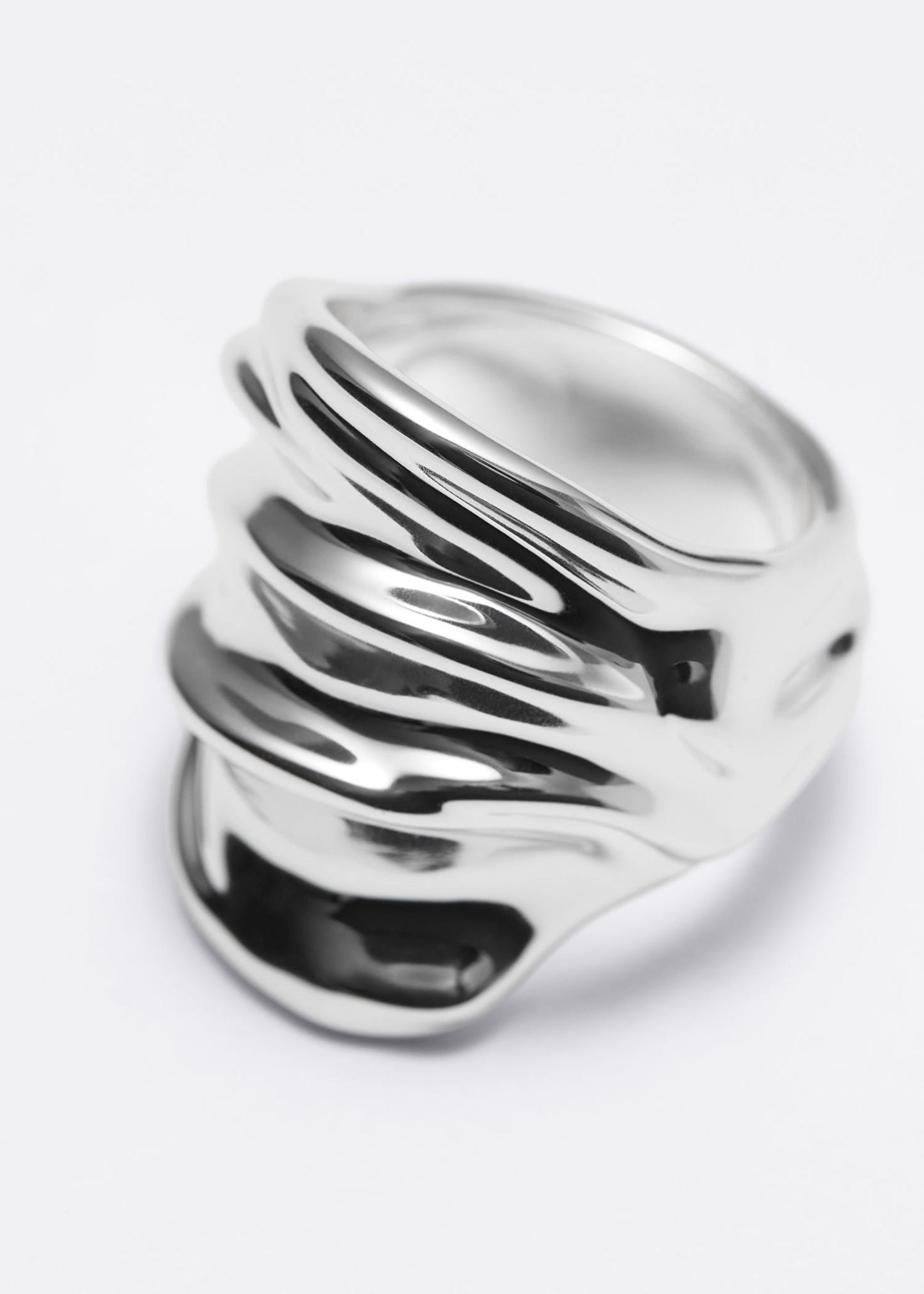 Wavy Sculptural Ring