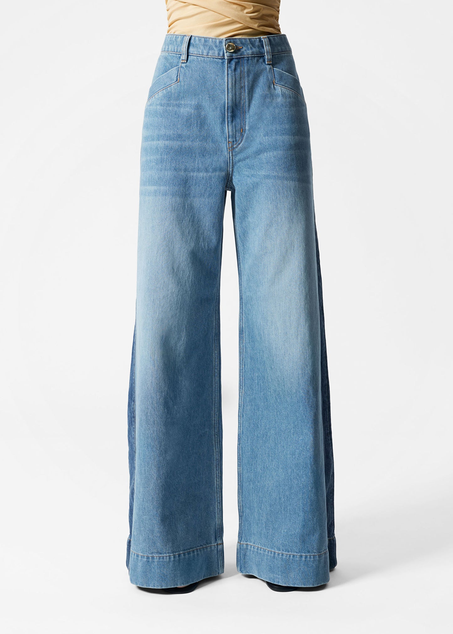 Long Wide-Leg Jeans