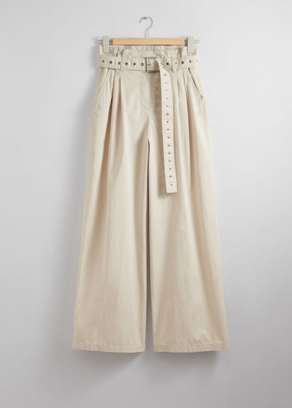 Eyelet-belt paperbag trousers