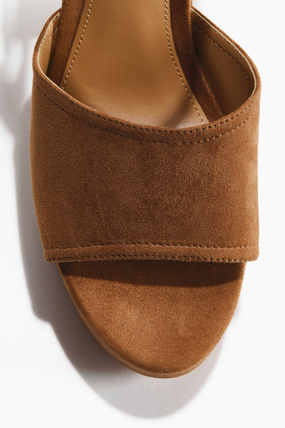 Block-heeled platform sandals