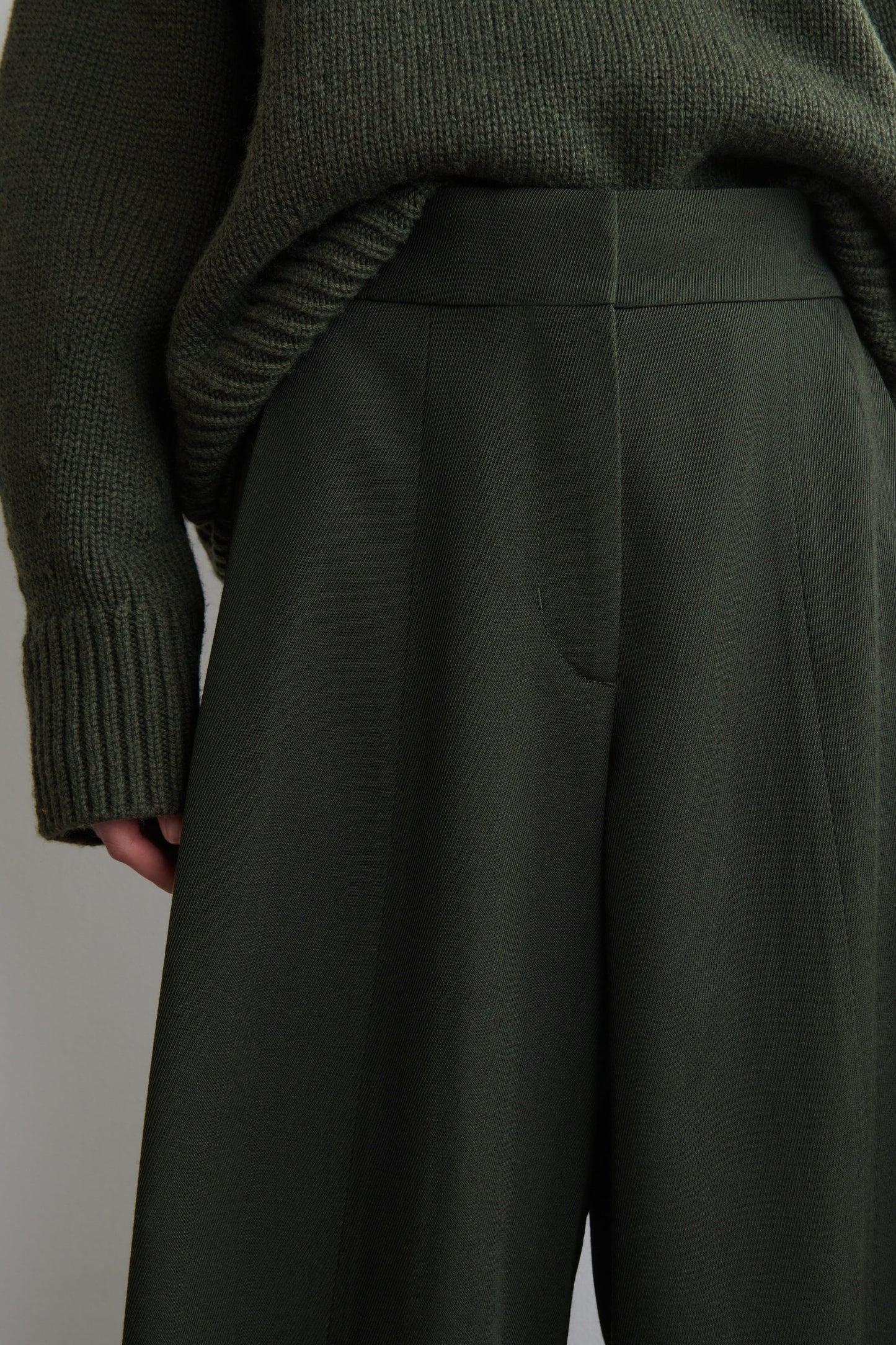 Relaxed Wool-Blend Wide-Leg Trousers