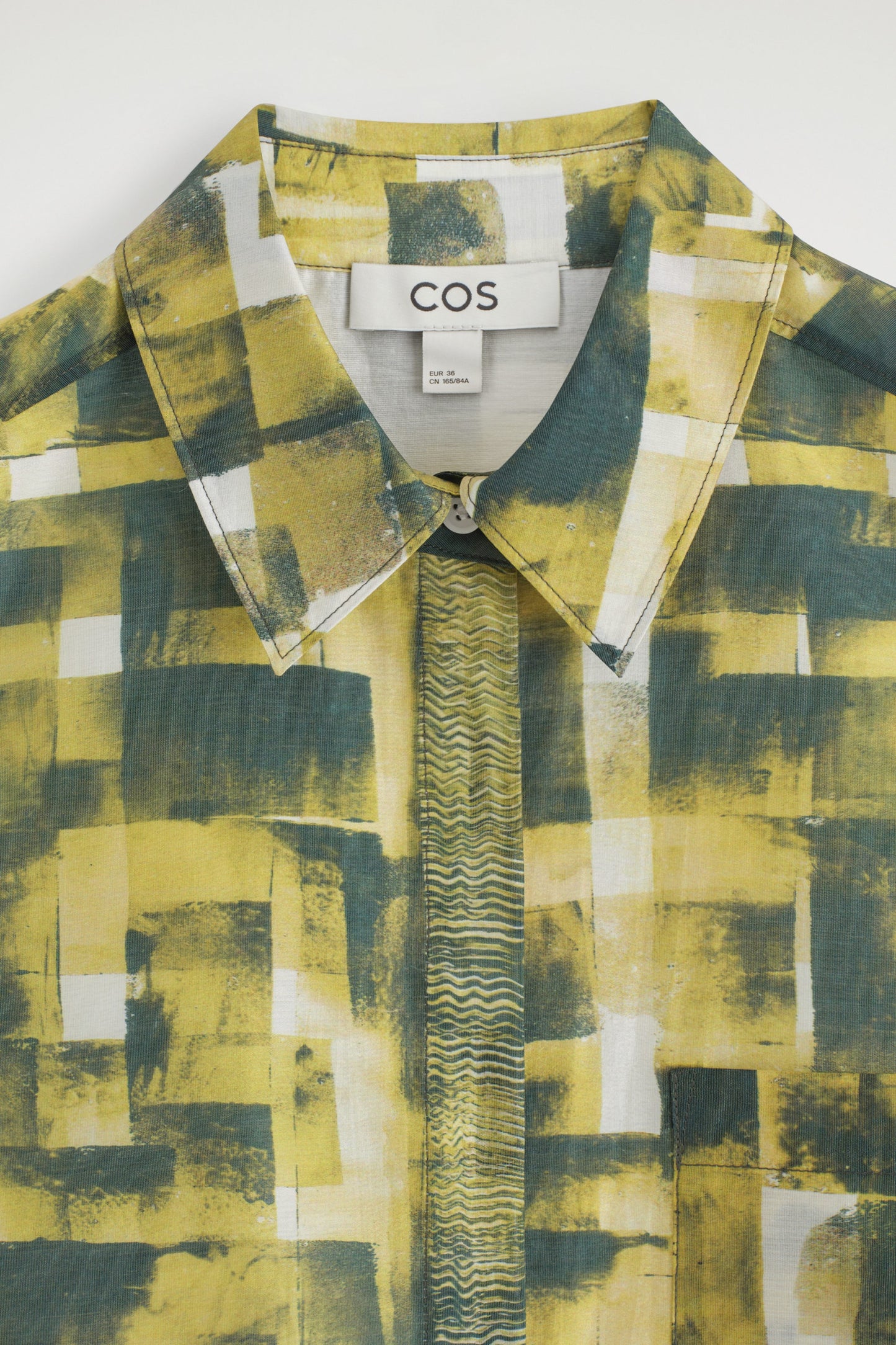 Printed Sleeveless Shirt