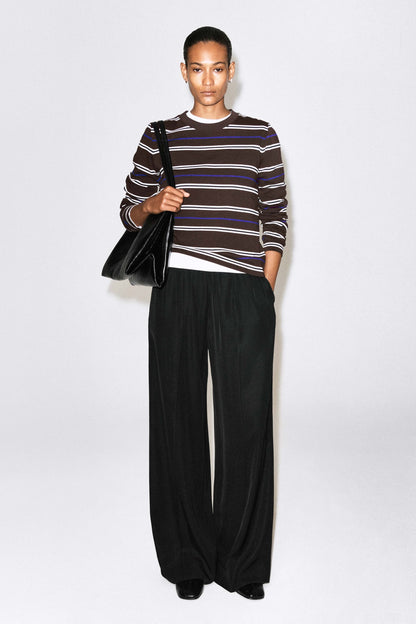 Clean Cut Long-Sleeved T-Shirt