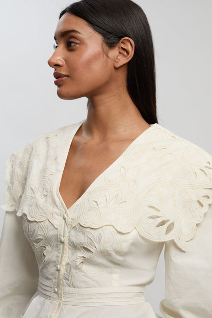 Cutwork Button Collar Detail Woven Blouse