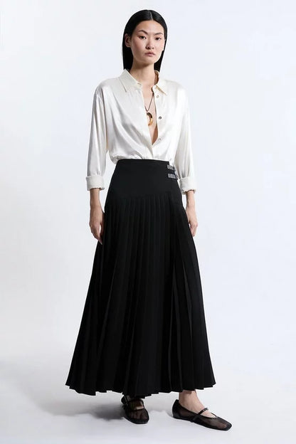 Tailored Crepe Pleated Buckle Detailed Maxi Skirt