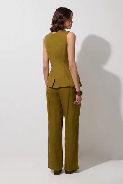 Viscose Linen Pleat And Pocket Detail Woven Straight Leg Trouser