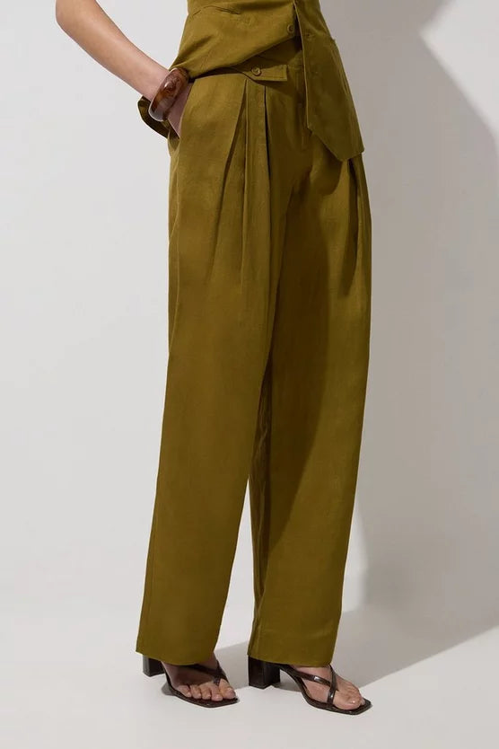 Viscose Linen Pleat And Pocket Detail Woven Straight Leg Trouser