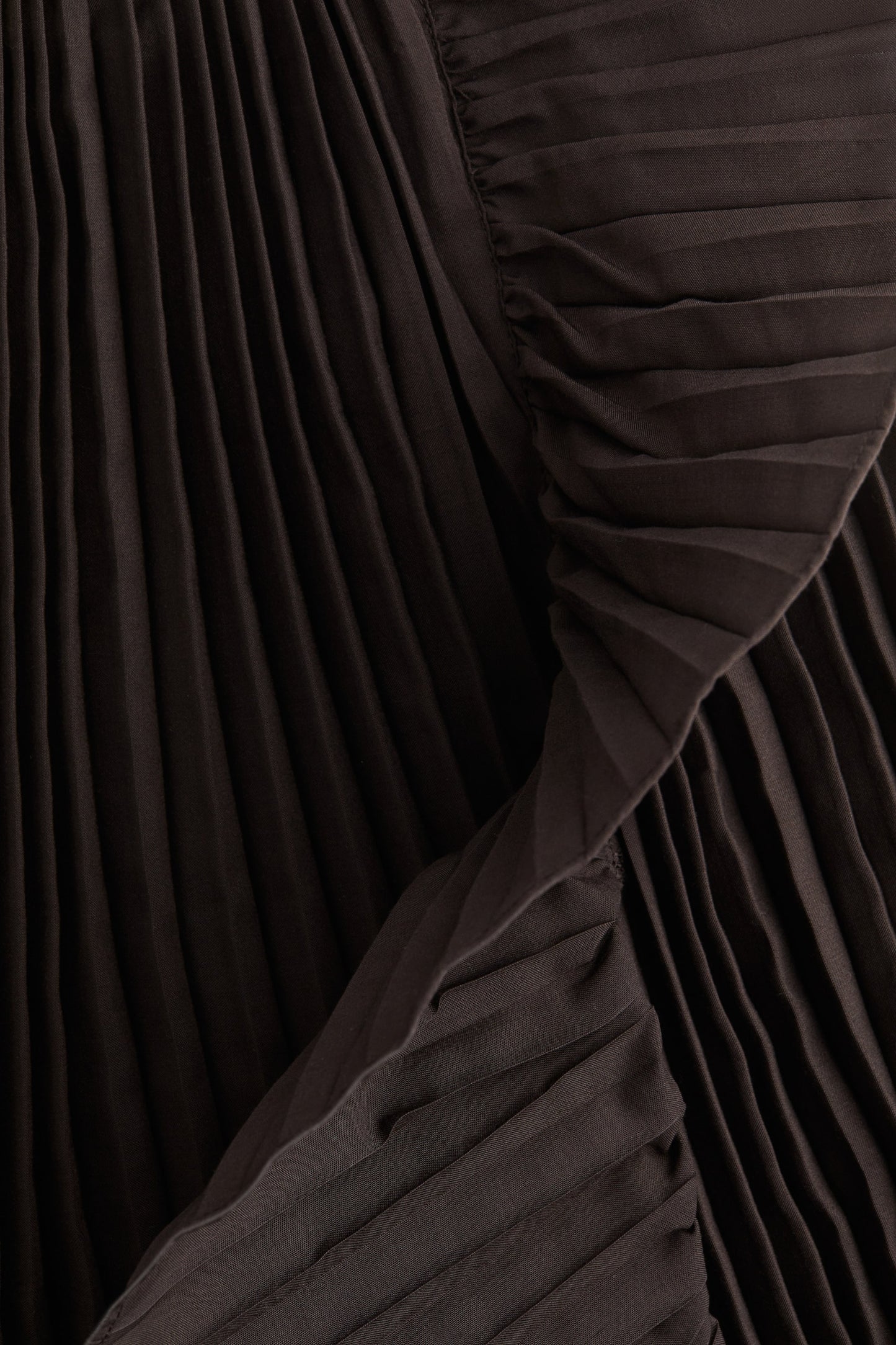 Pleated skirt