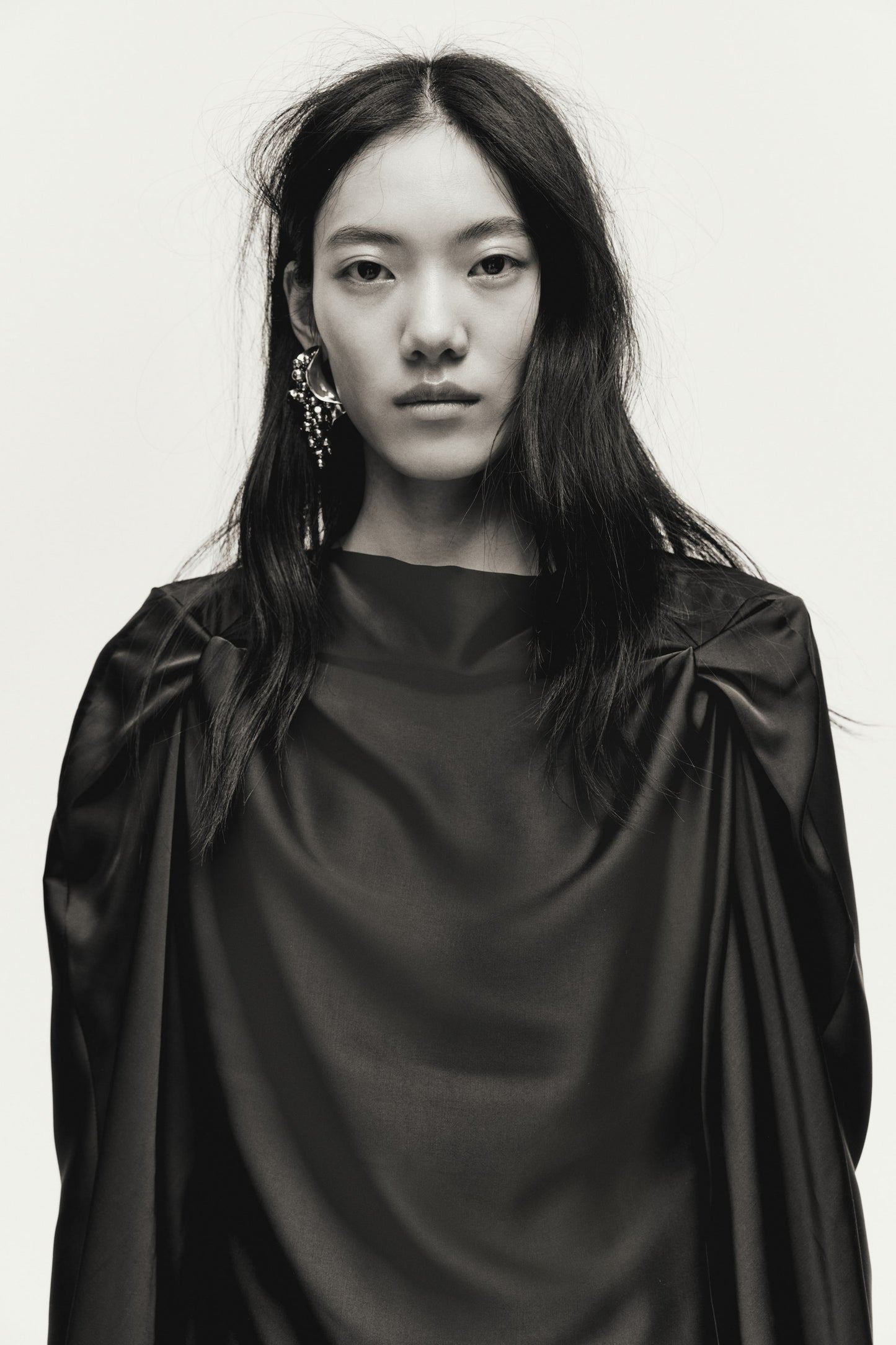 Puff-sleeved satin dress