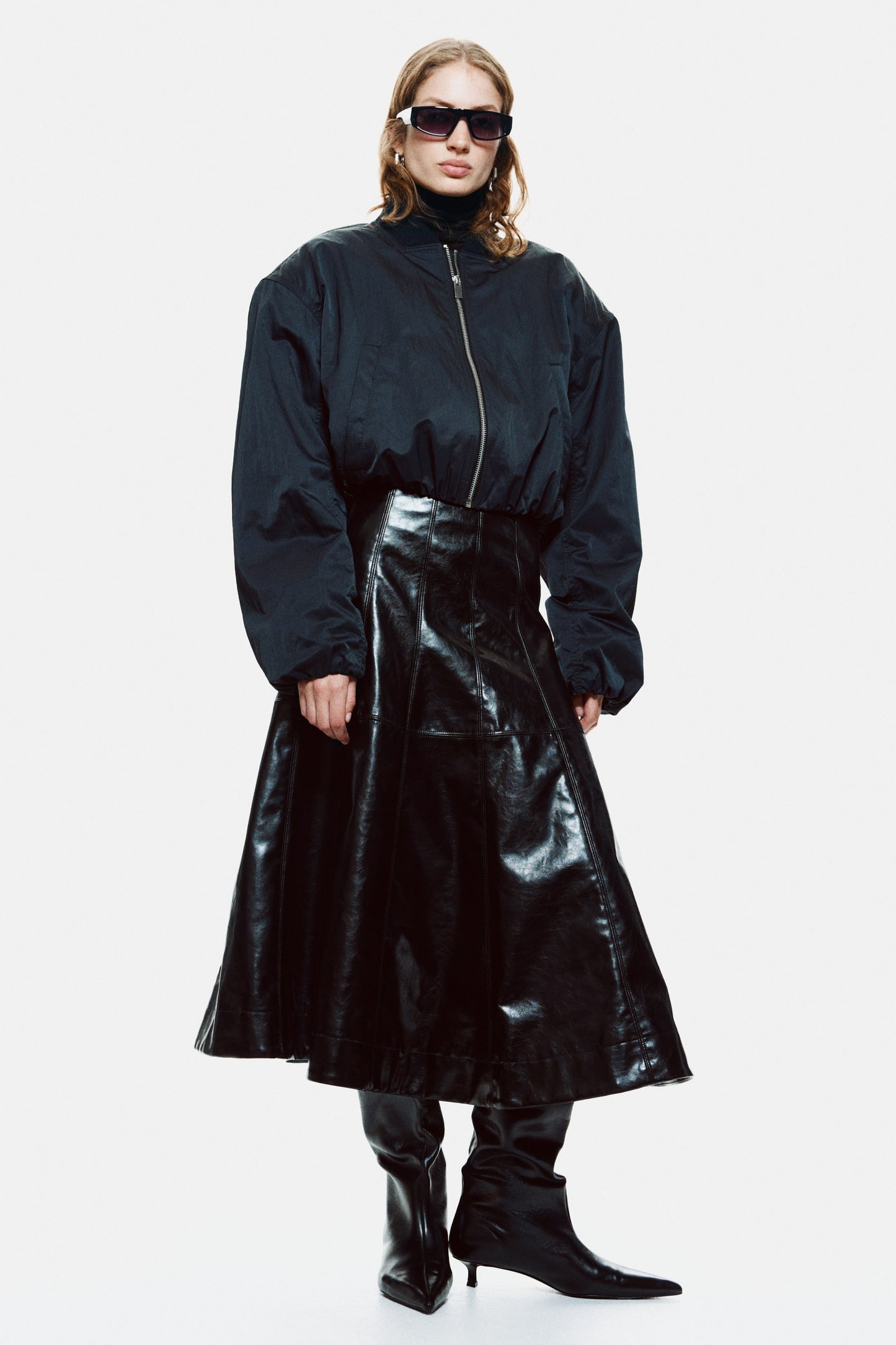 Shoulder-pad bomber jacket