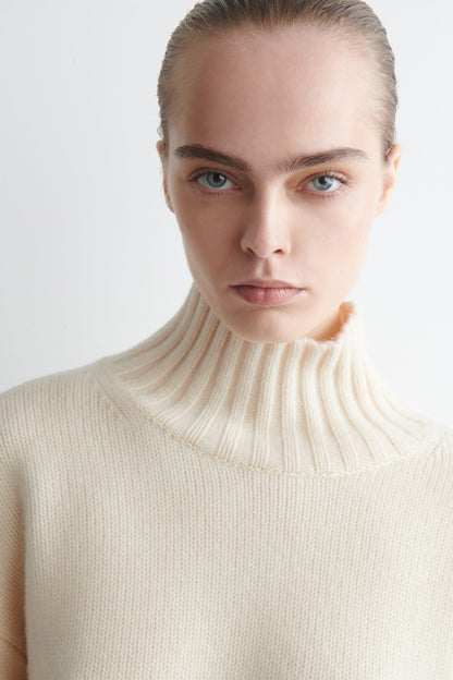 Chunky cashmere funnel-neck jumper