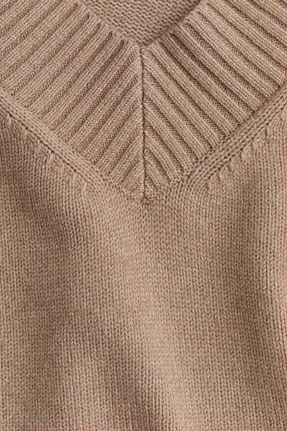 V-neck jumper