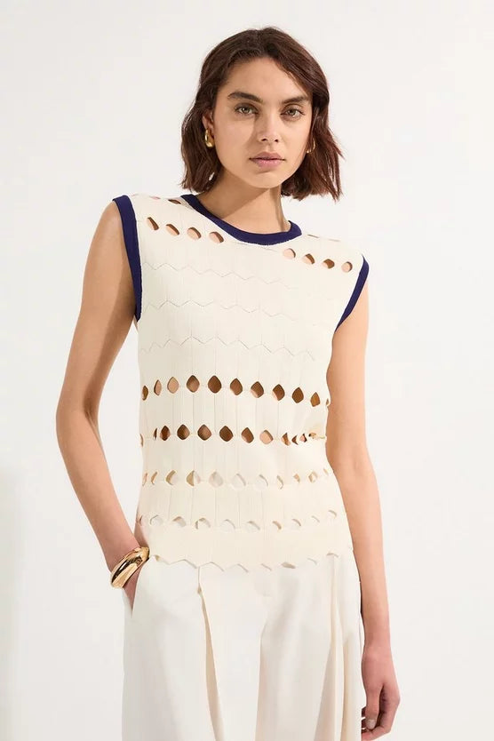 Diamond Cut Knit Vest
