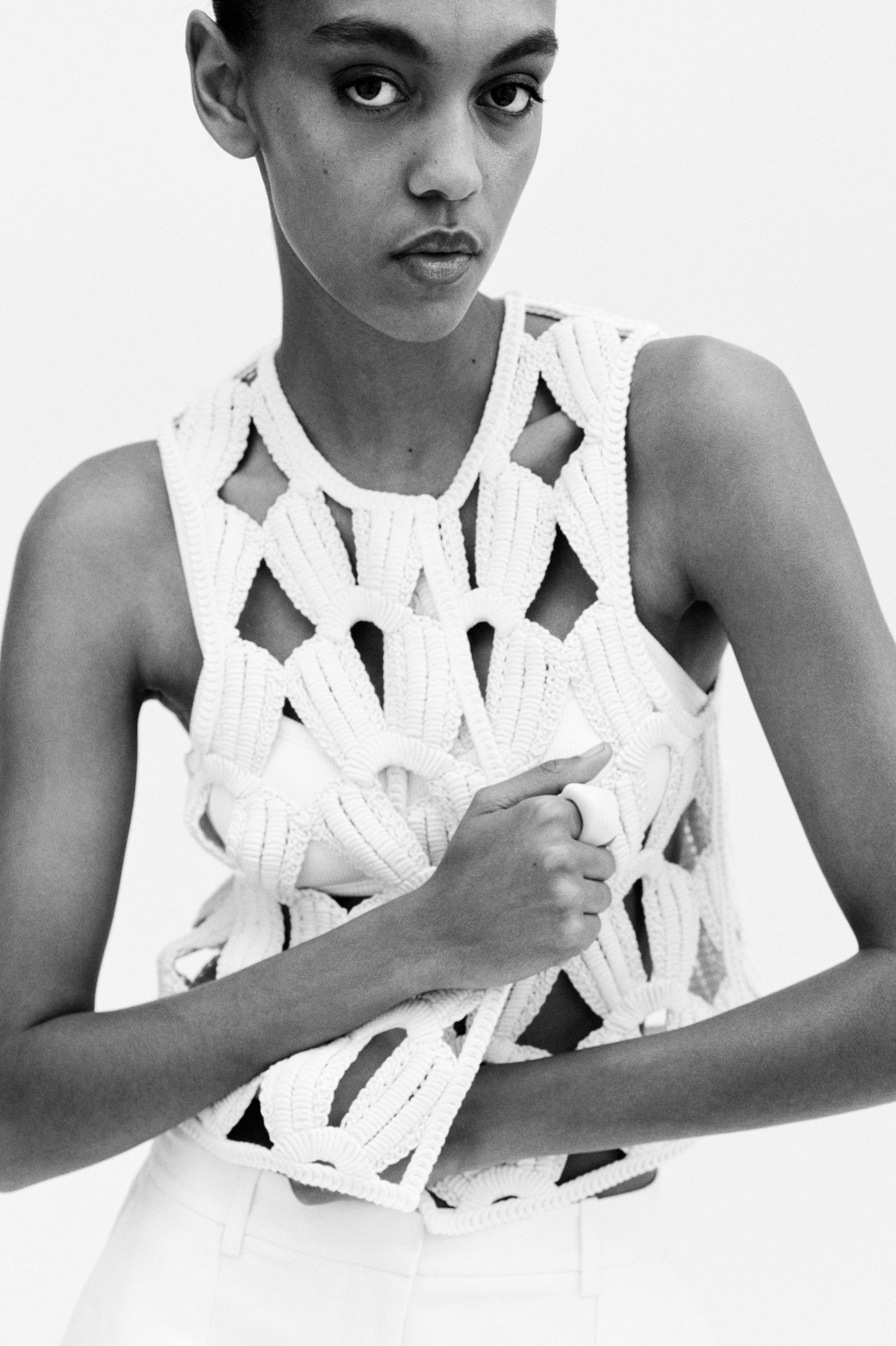 Crochet-look waistcoat