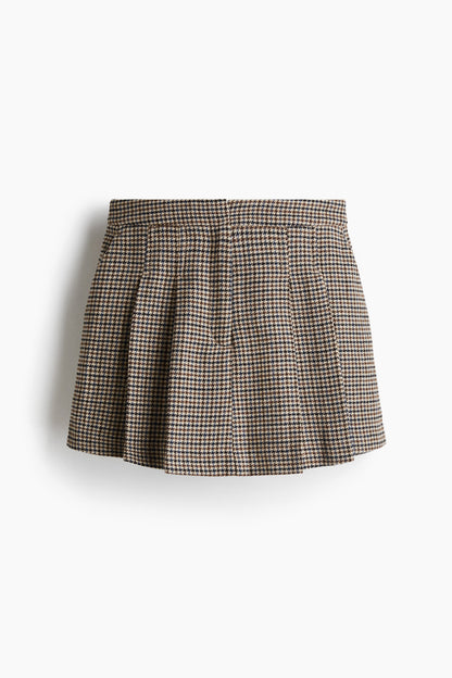 Pleated skort