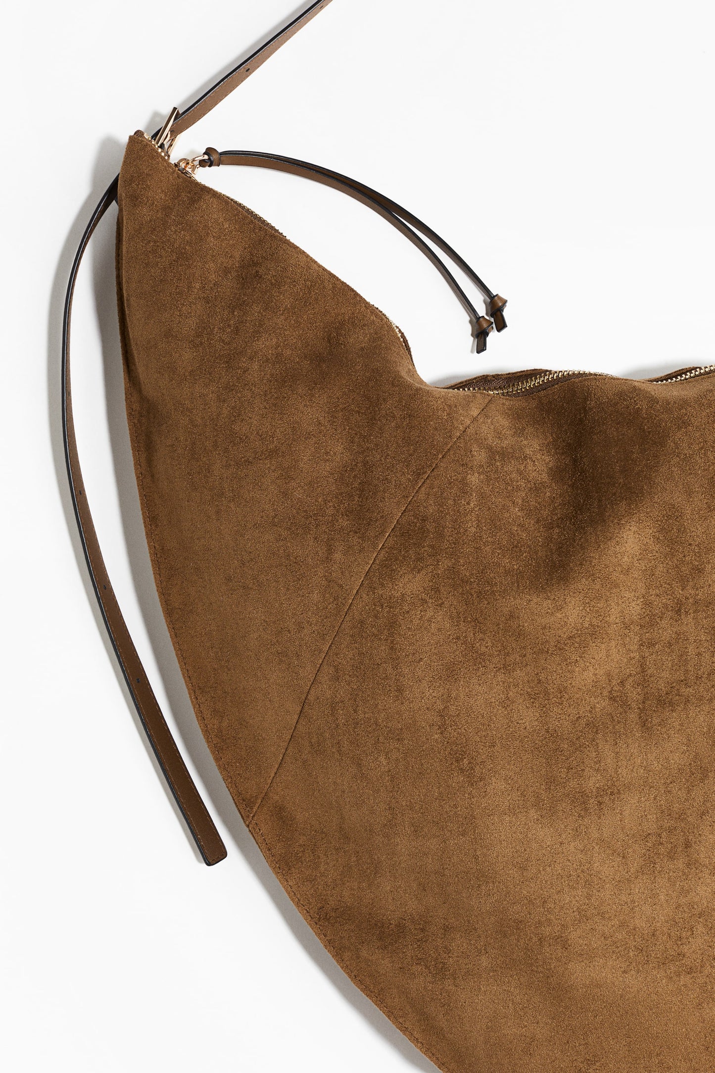 Triangular crossbody bag