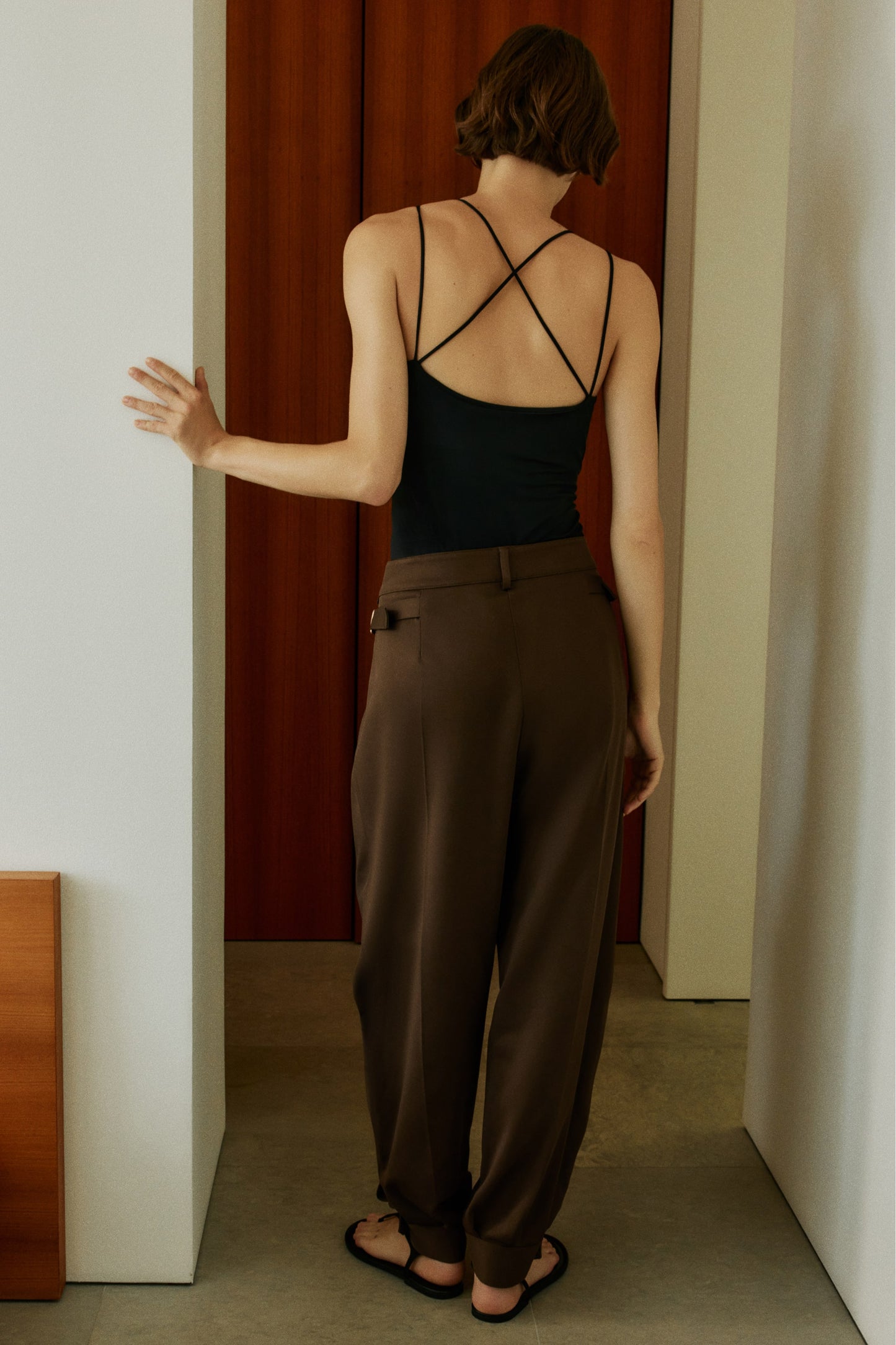 Buckle-detail balloon trousers
