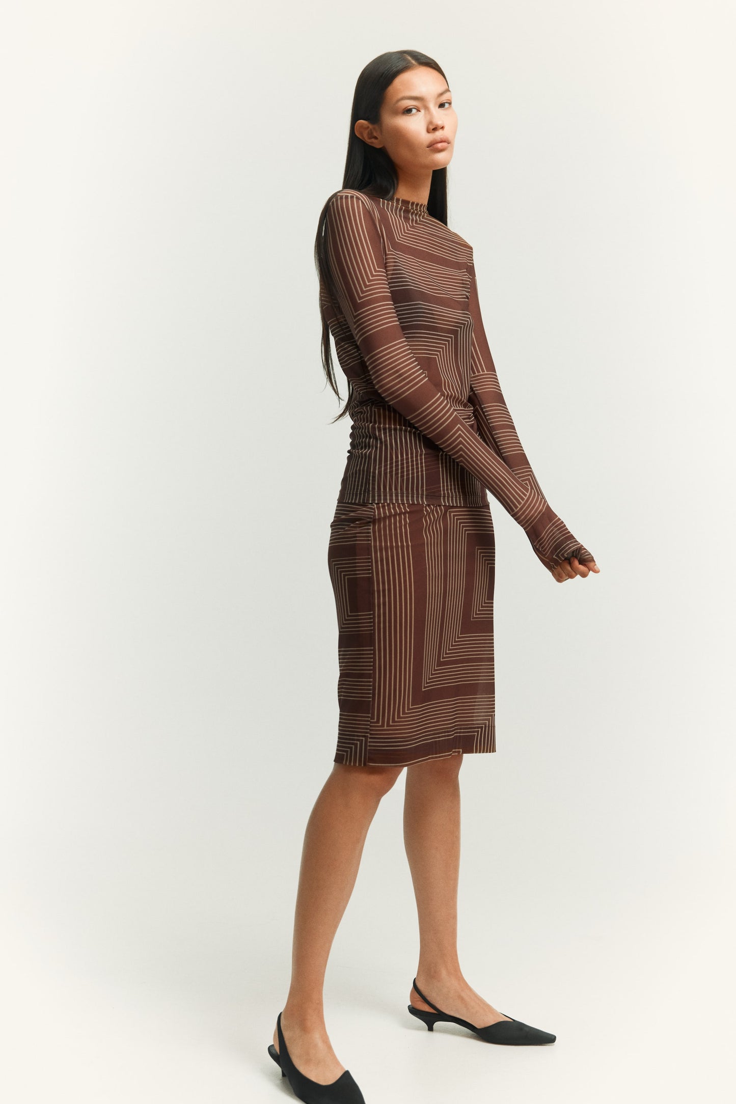 Mesh skirt