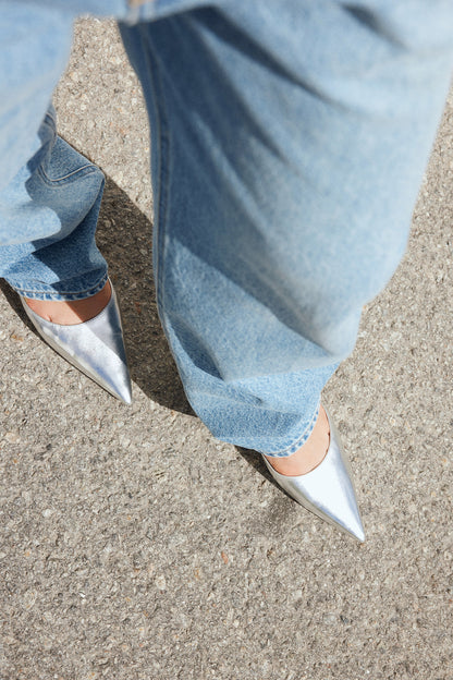 Pointed mules