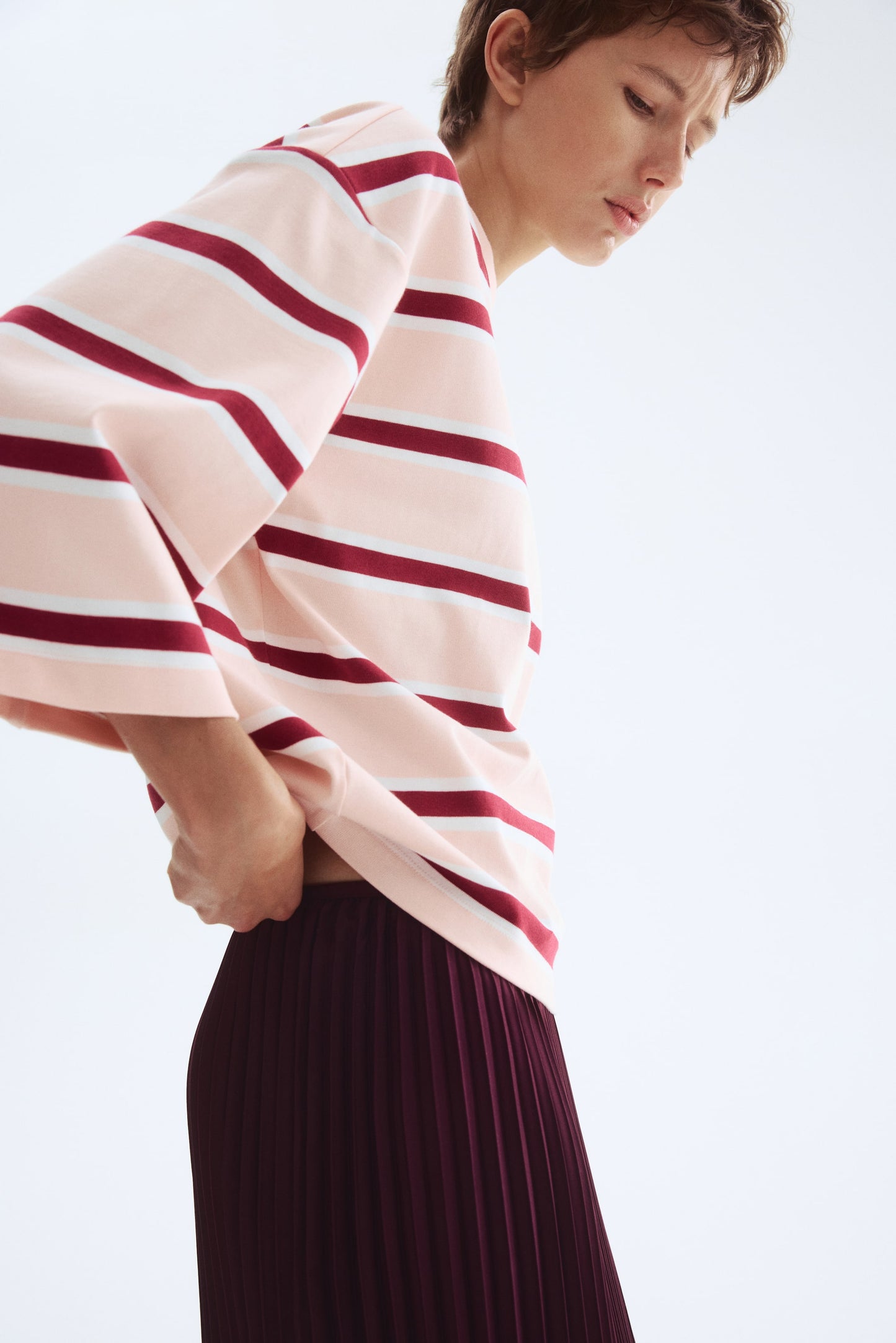 Loose-fit cotton top