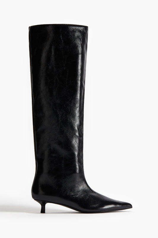 Kitten-heeled leather boots