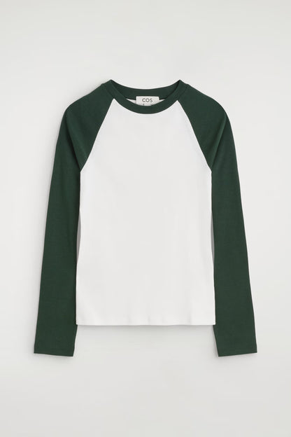 Long-sleeved cotton raglan T-shirt
