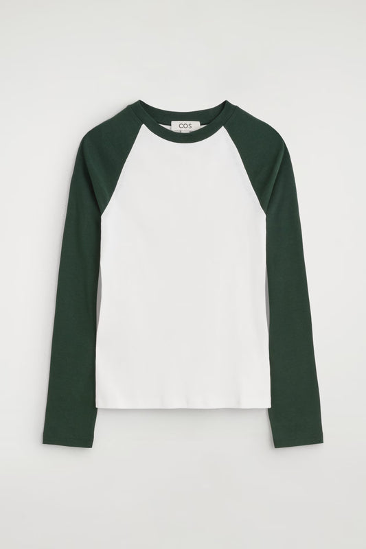 Long-sleeved cotton raglan T-shirt