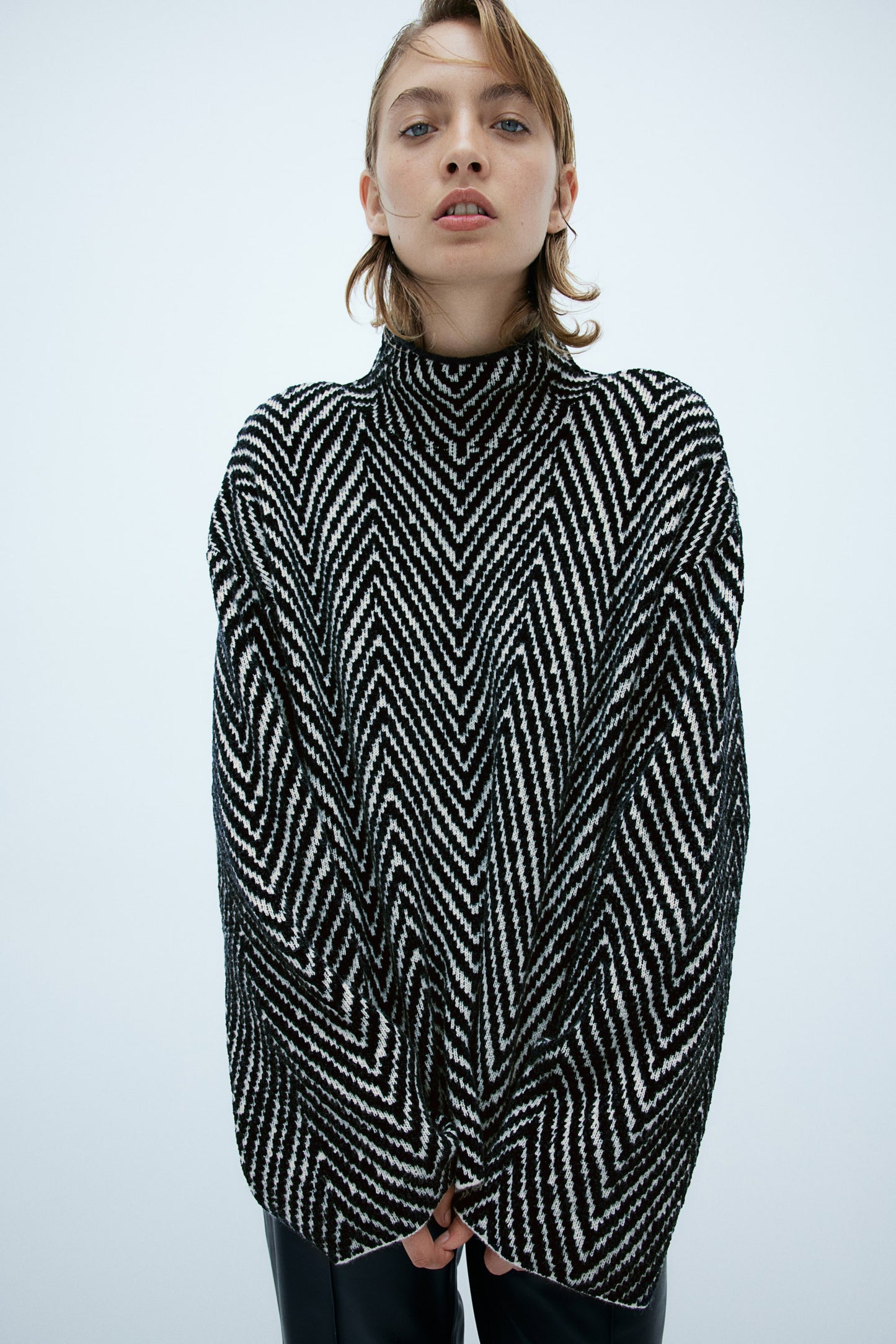 Wool-blend turtleneck jumper