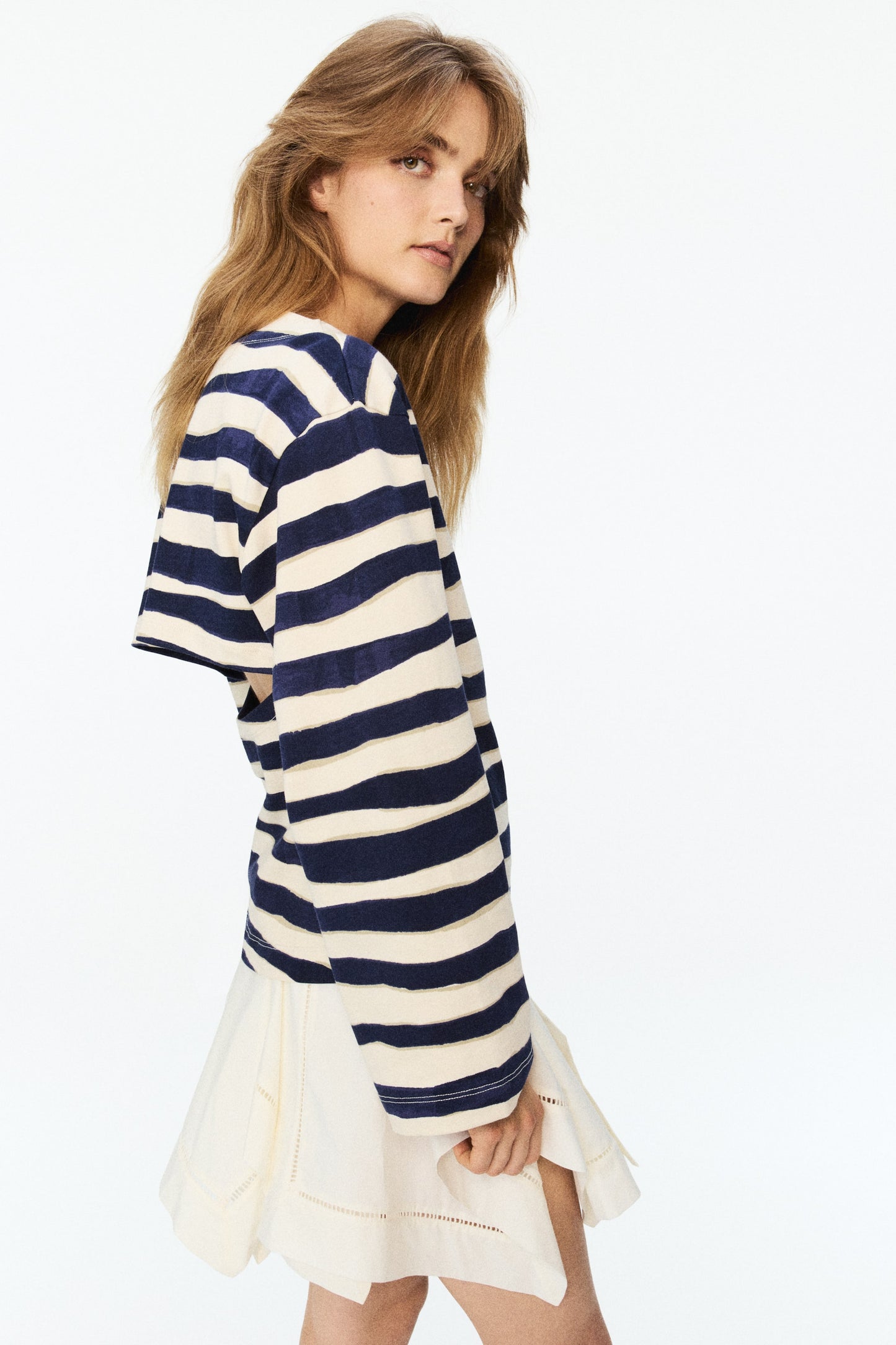 Cut-out cotton top