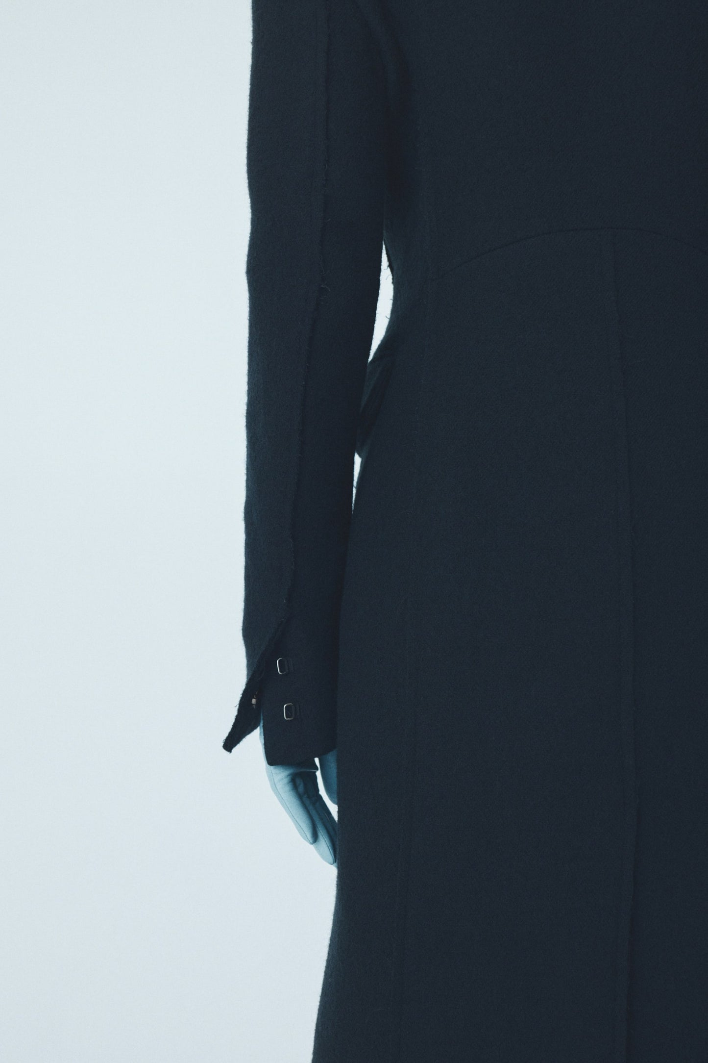 Zipped leather gloves
