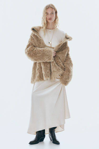 Open-back tie-detail dress