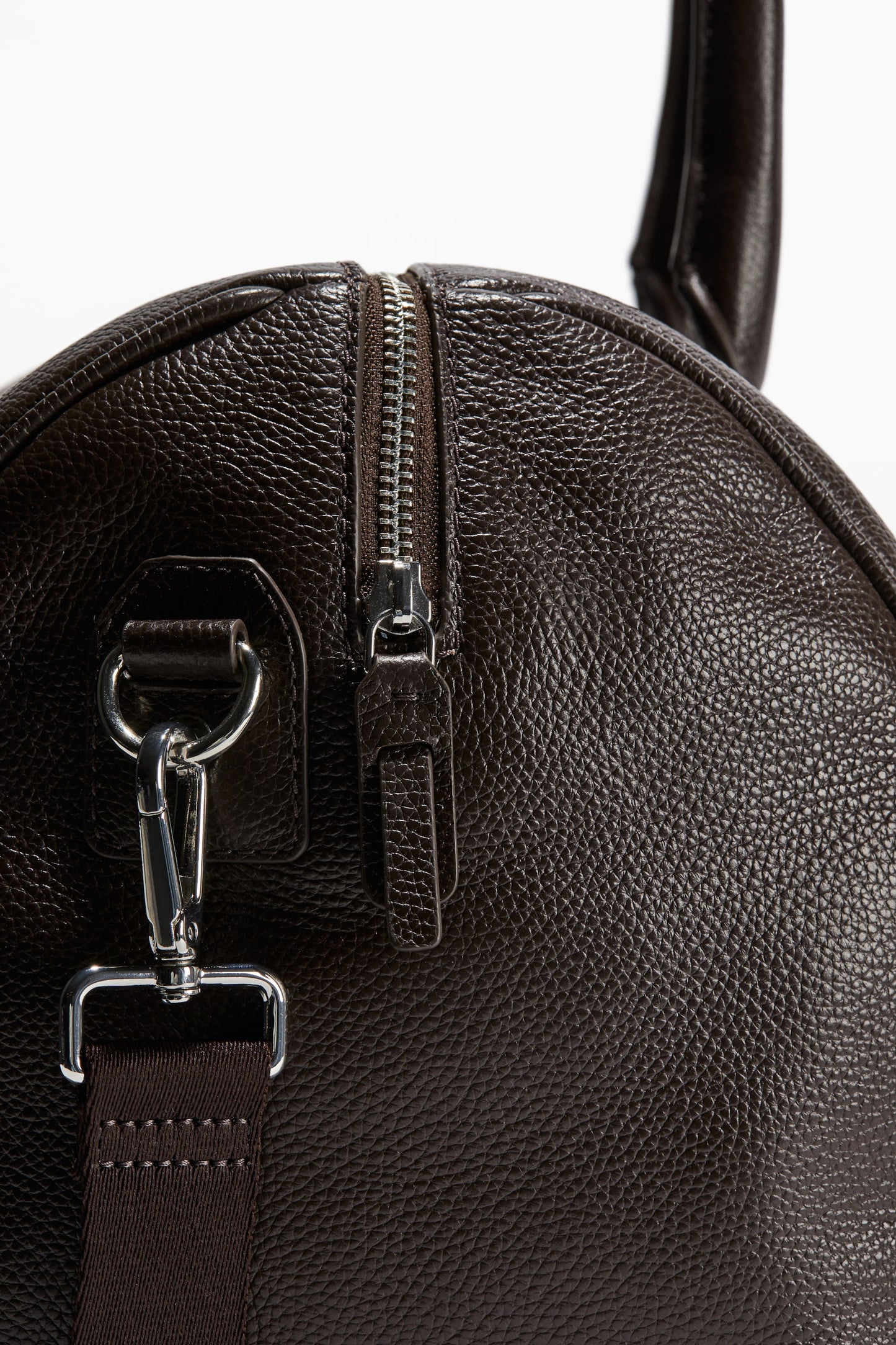 Leather weekend bag