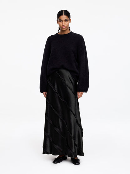 Fluid Skirt