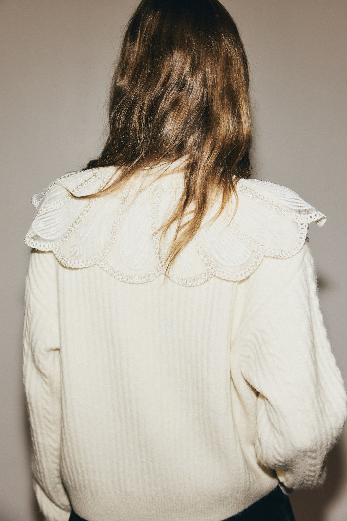 Lace-collared cardigan