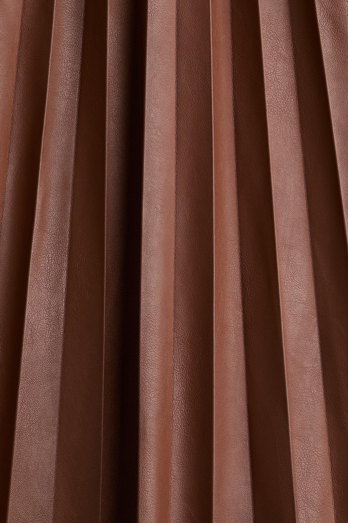 Coated plissé skirt