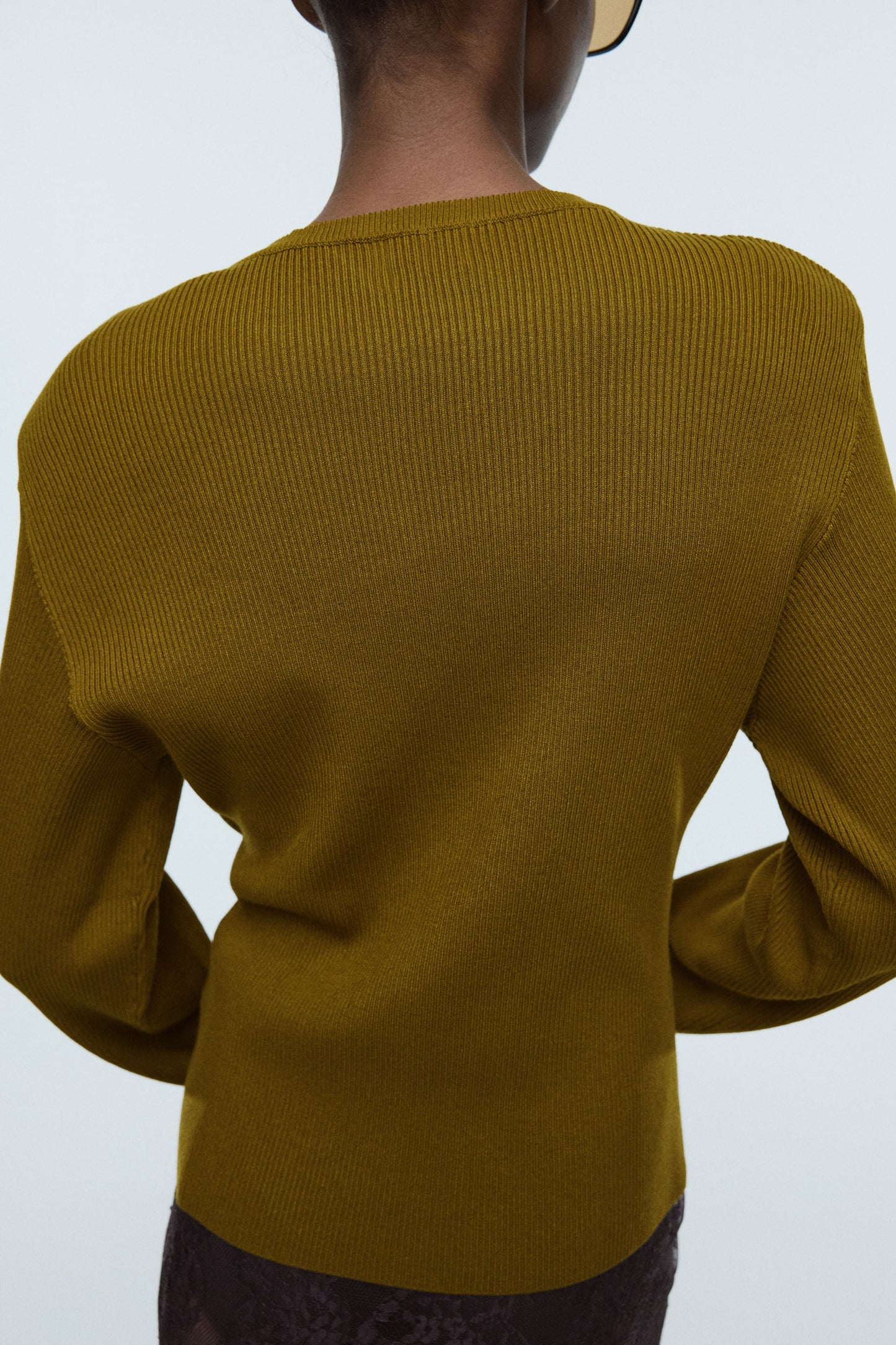 Rib-knit shoulder-pad top