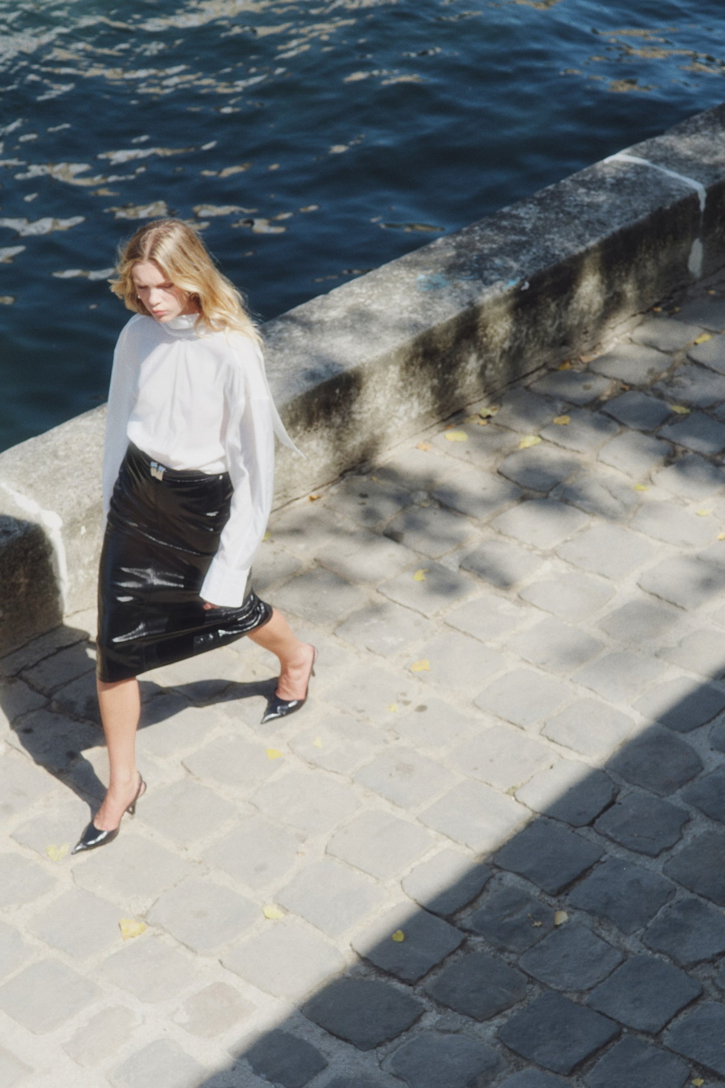 Bow-collar blouse